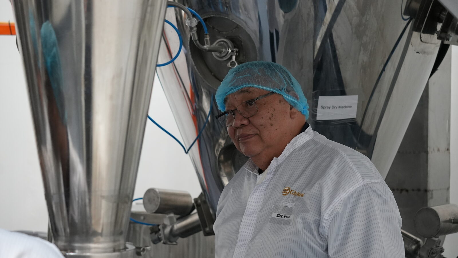 「これは製造じゃない。命のプロセスだ。」― 工場で、目が燃えた日。