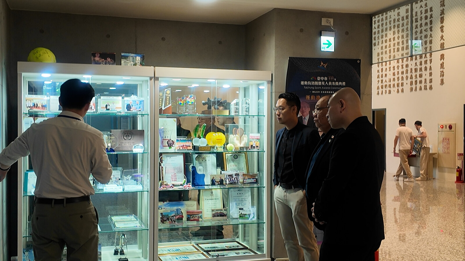 ACE Biotek のショーケースに並ぶ製品